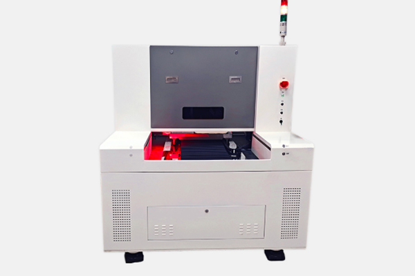 玻璃管切割劃線打孔設(shè)備—玻璃激光切割機(jī) 玻璃管切割劃線打孔設(shè)備—玻璃激光切割機(jī)