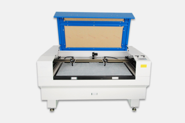 汽車塑膠零部件切割打孔設備——塑料激光切割機 汽車塑膠零部件切割打孔設備——塑料激光切割機