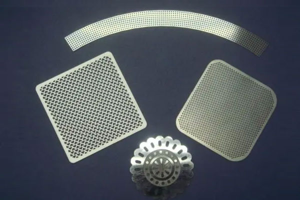 金屬喇叭網激光精密切割打孔工藝 金屬喇叭網激光精密切割打孔工藝